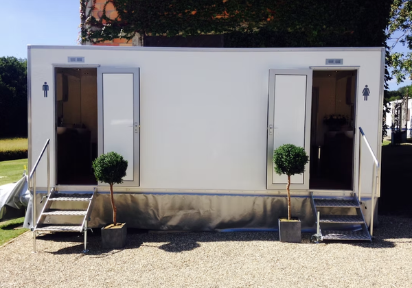 Wanted English oak finish Toilet Trailer
