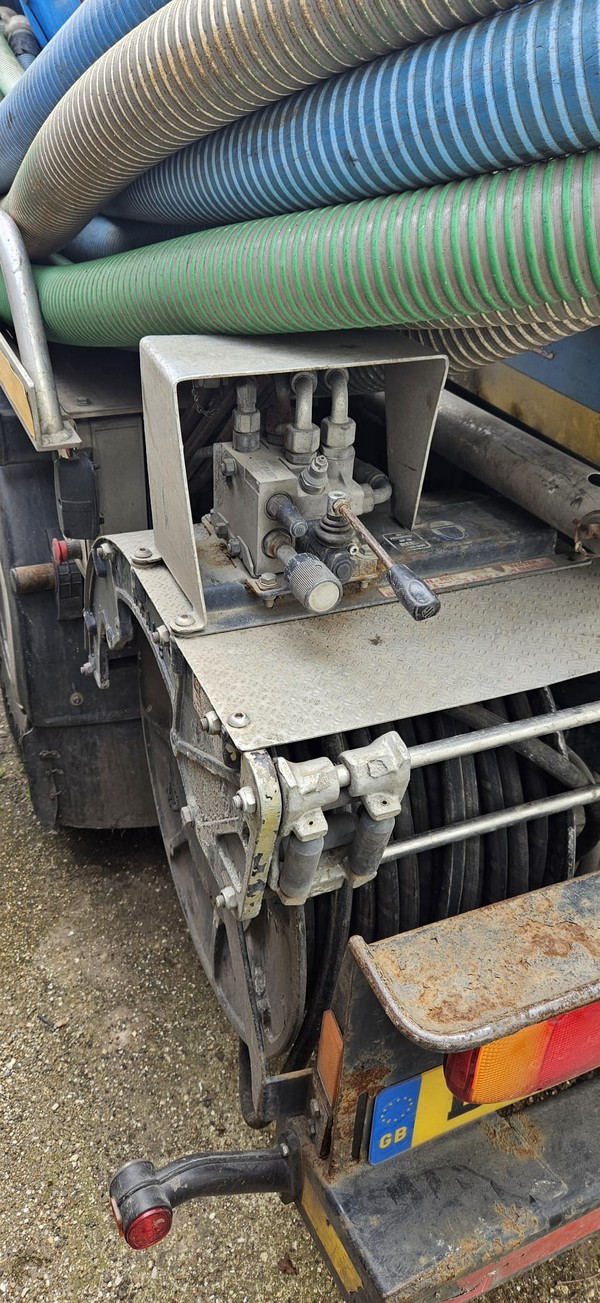 Tanker With Jetter And Gun For Sale