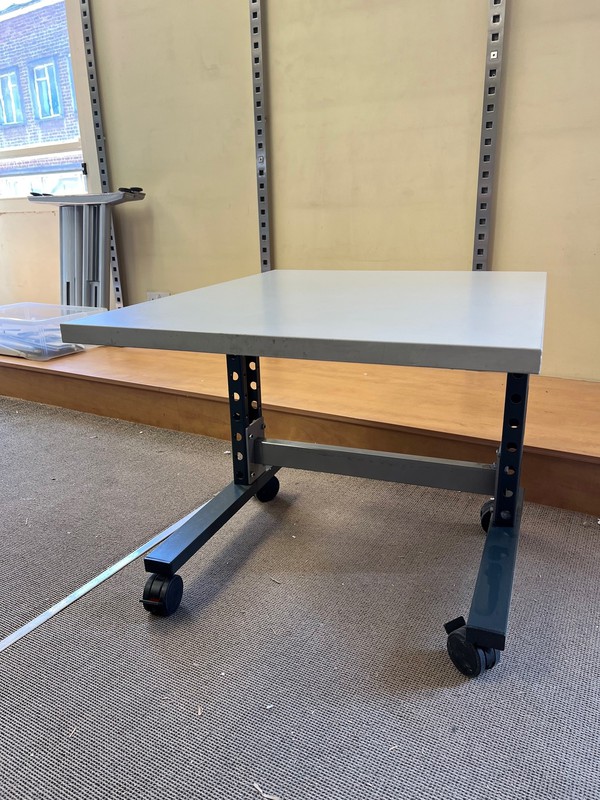 Packing Benches With Trolly