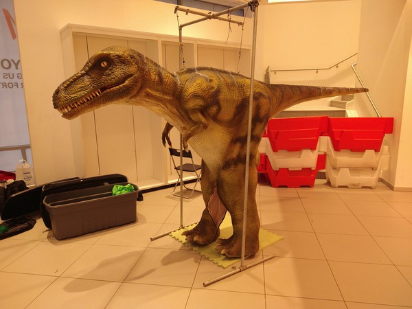 Secondhand Realistic Walking Dinosaur T Rex For Sale