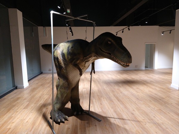 Secondhand Realistic Walking Dinosaur T Rex For Sale