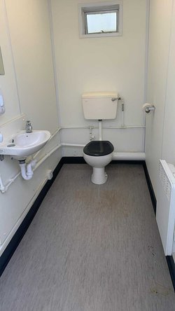 4 + 1 Anti Vandal Steel Jackleg Toilet Block