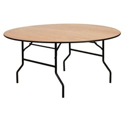 25x 5ft Round Tables