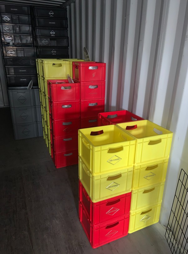 Stacking Plate Crates