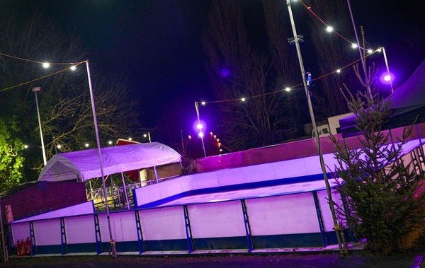 Secondhand Synthetic Ice Rink