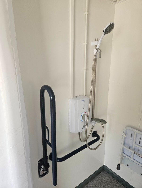 10x8 Disabled Toilet/Shower