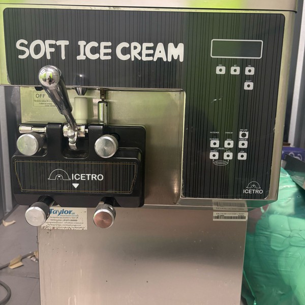 Soft serve ice cream machine for sale