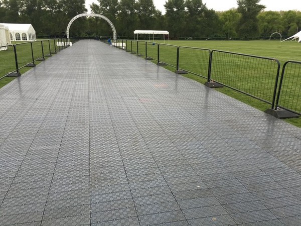 Gridmat plastic floor / trackway for sale