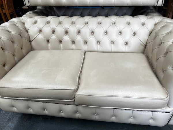 Chesterfield sofa with button back