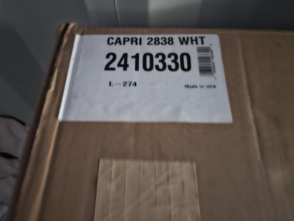 Capri 2838 WHT roof