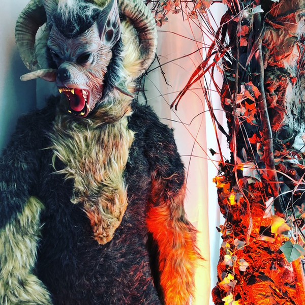 Halloween wear wolf prop
