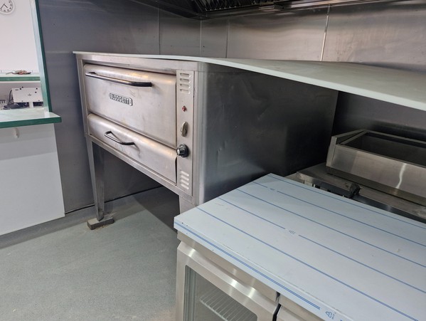 Gas Pizza Oven