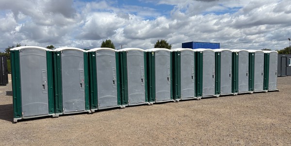 22x Portable Toilets For Sale