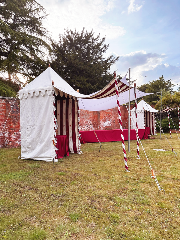 Medieval royal tents ?