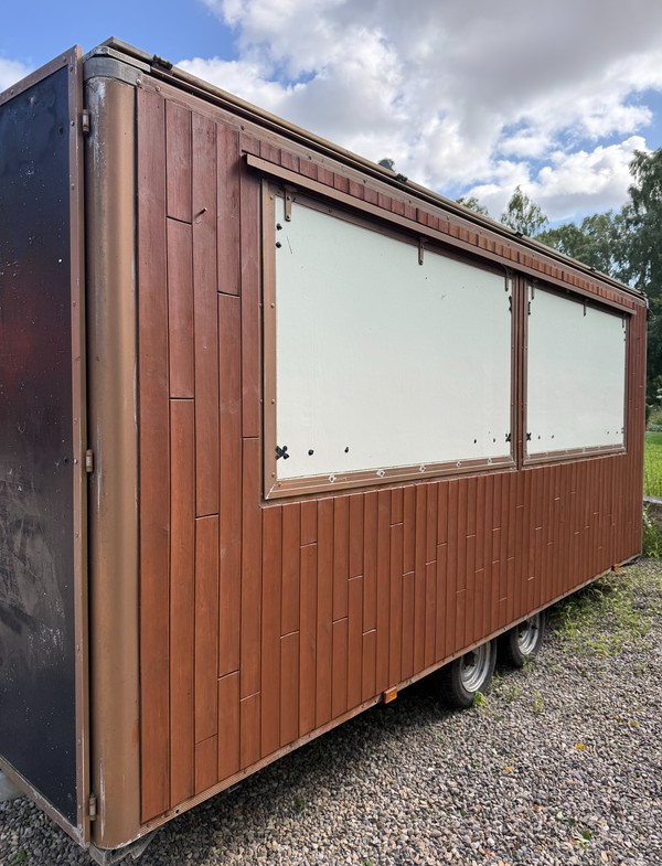 Secondhand Bar Trailer