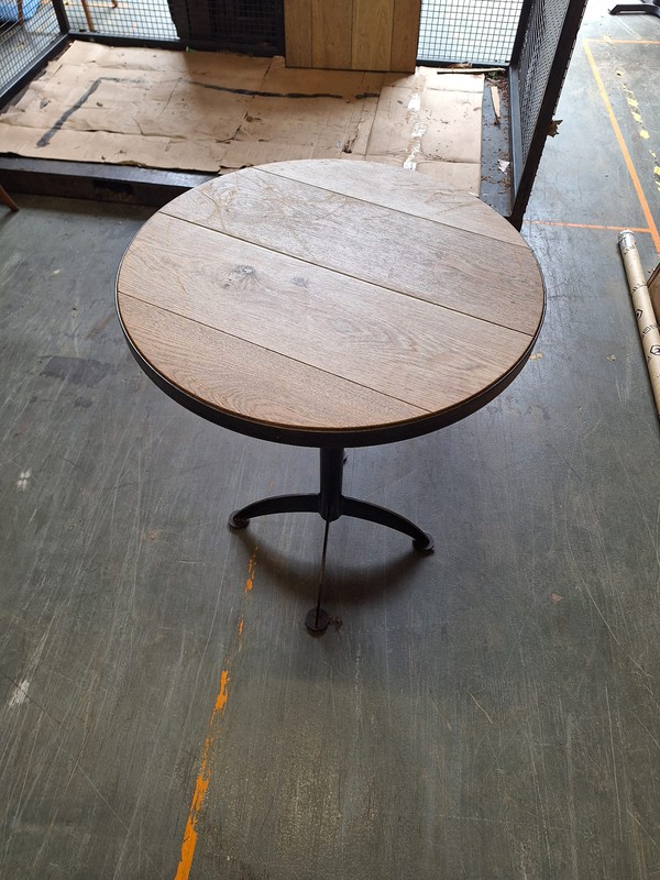 Wooden round table 600mm