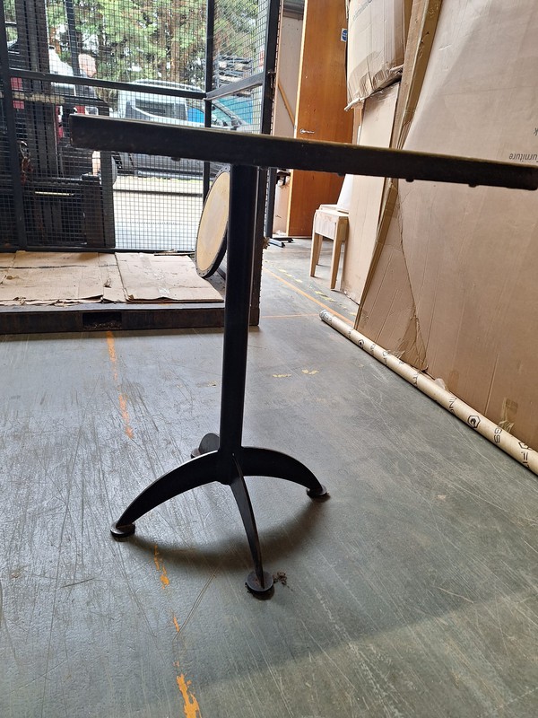 Square pedestal table