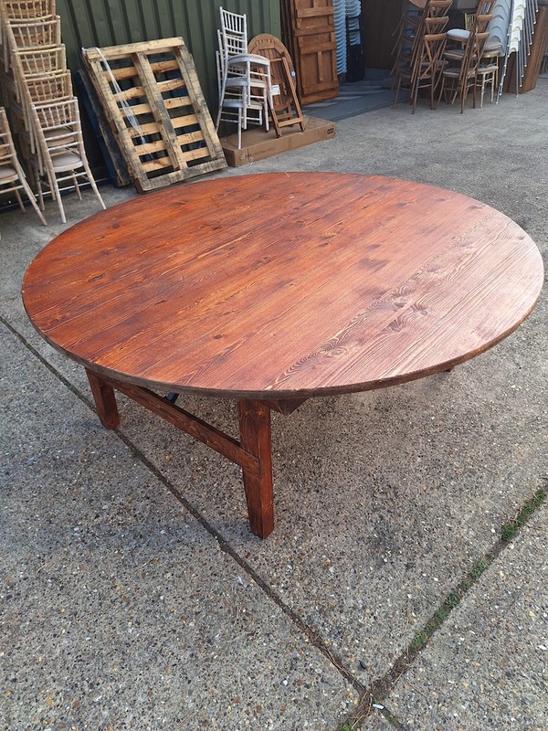 Rustic 6ft round table