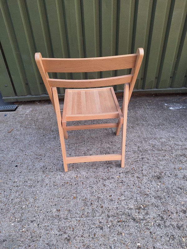 light wood folding chairs