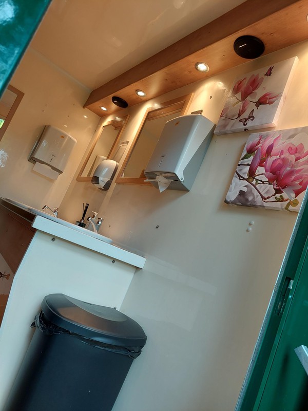 Secondhand 3 + 1 Toilet Trailers