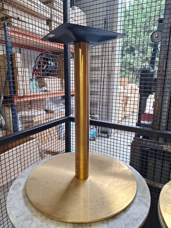 Gold round table bases