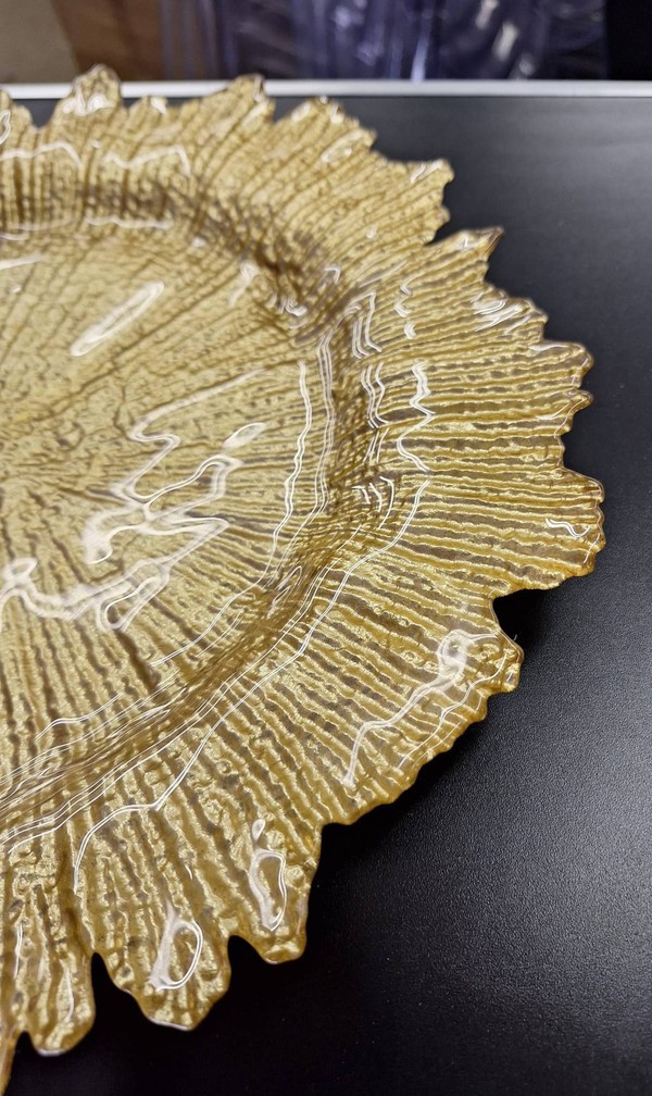 Charger plate (Gold)