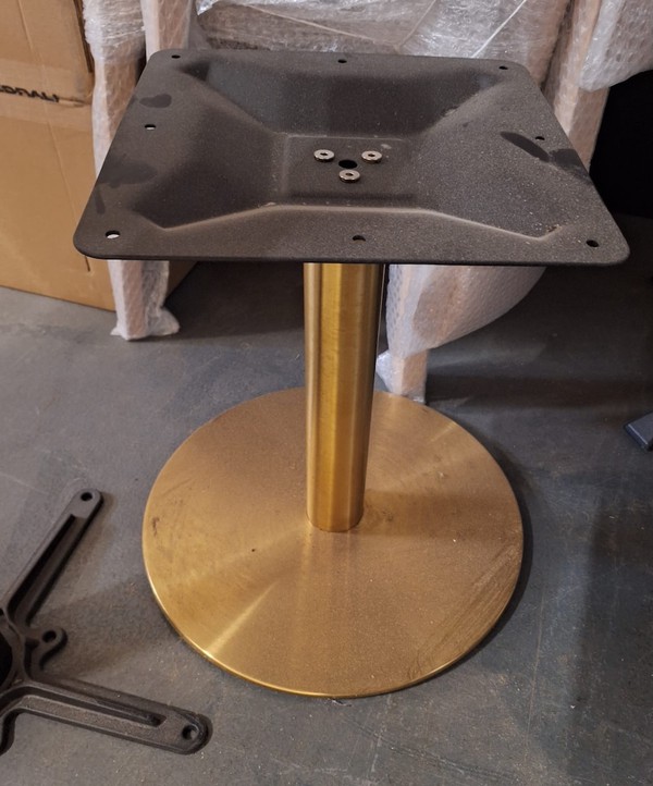 New Gold round table bases coffee height