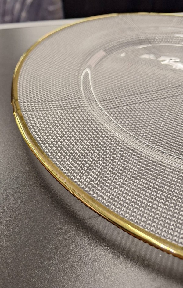 Glass charger plates for sale