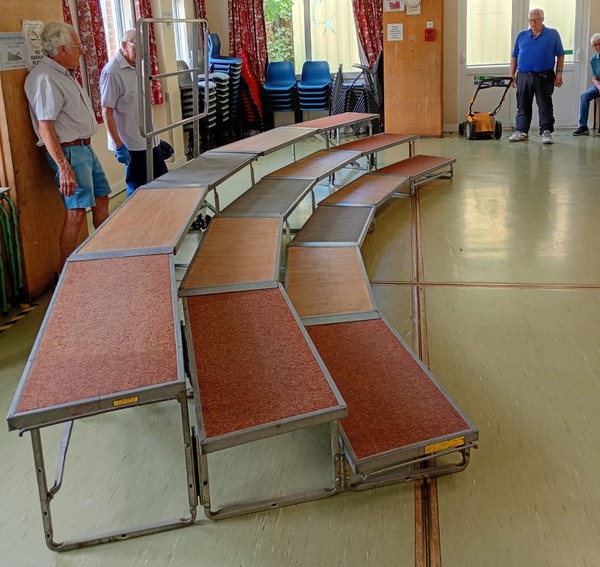 Secondhand Choir Risers