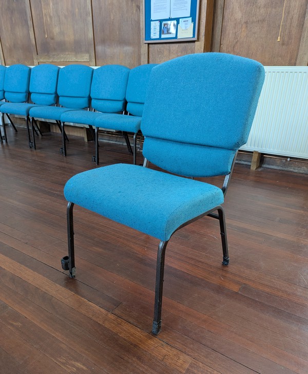Linking Chairs