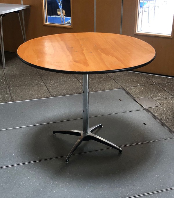 6x Round Wooden Tables For Sale