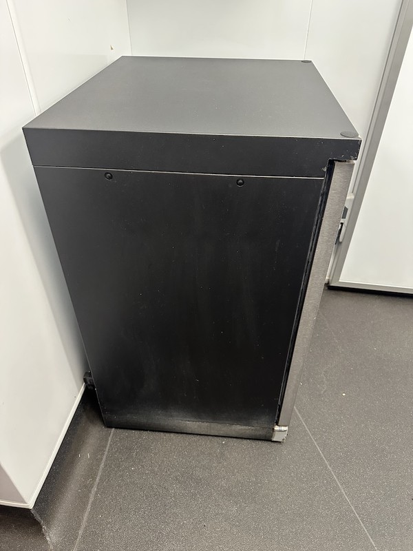 Gamko GF/100SCS single door glass froster fridge