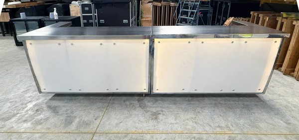 Stainless steel bar counter