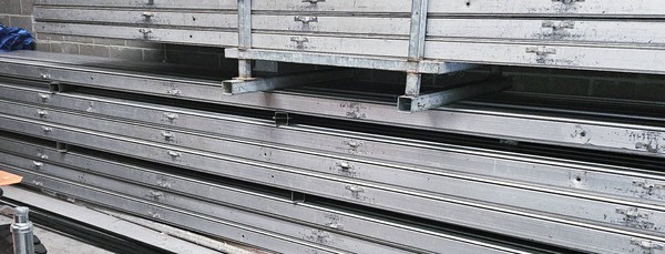 15m Roof beams Tectonics Compatible