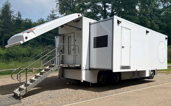 Mobile exhibition truck for sale with pods