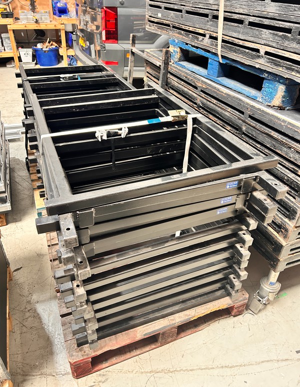 Secondhand Metro Stage Decks