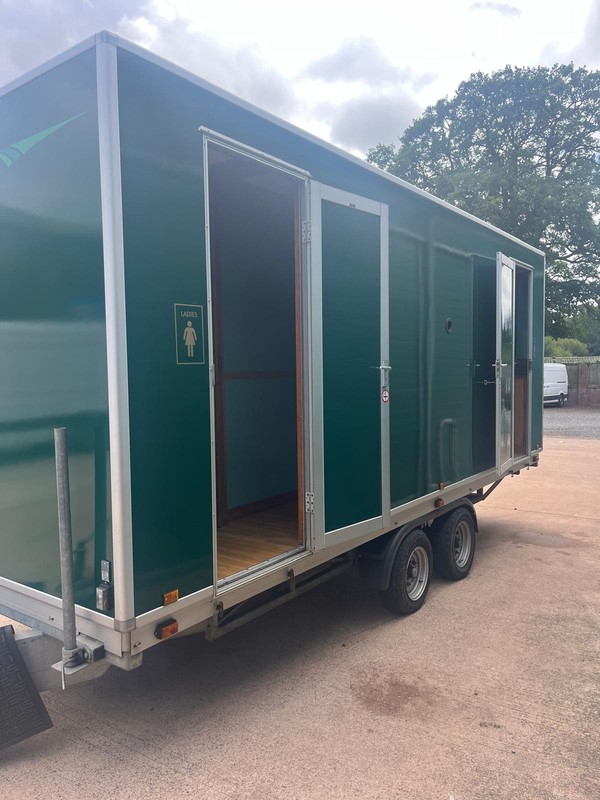 3+1 Toilet Trailer Unit