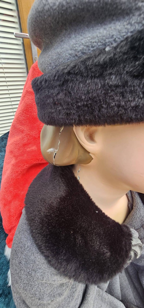 Mannequin little girl