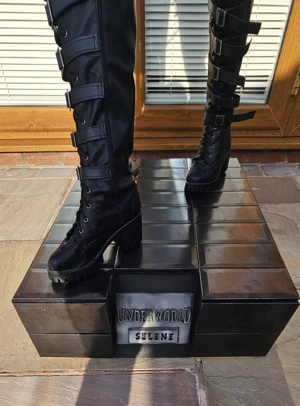 The Underworld black tiled plinth