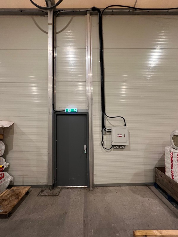 Secondhand 10m x 25m Warehouse