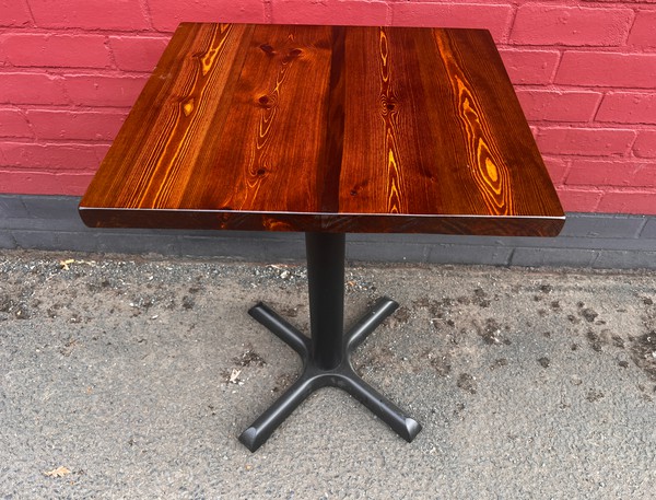 100x New Cafe Tables