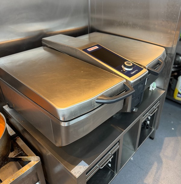 Rational Bratt Pan